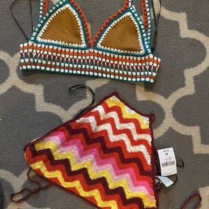 NWT forever 21 crop tops both sz m